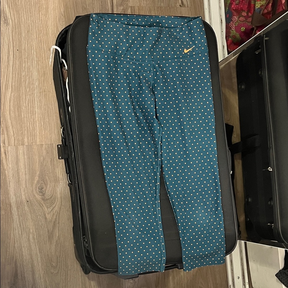 Nike Women’s Teal and Gold Polka Dot leggings